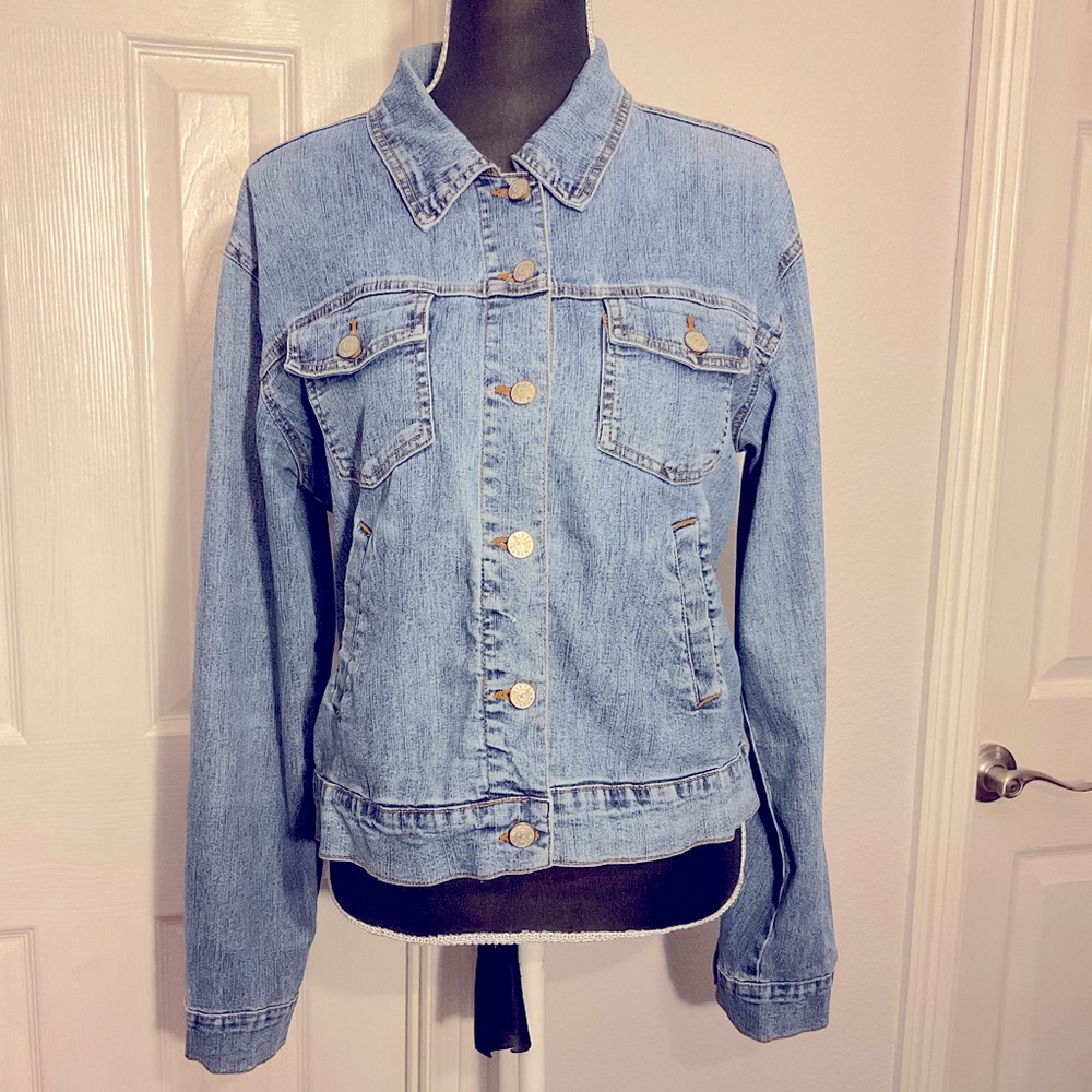 Jean jacket size medium denim